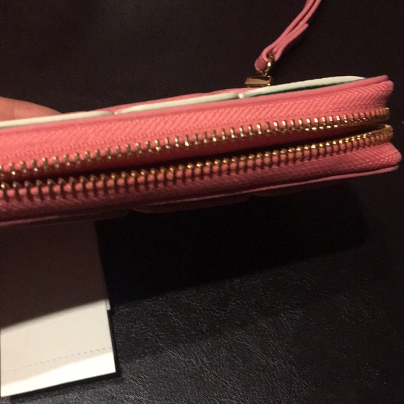 Tory Burch new Cosmo zip wallet - Picture 4 of 6